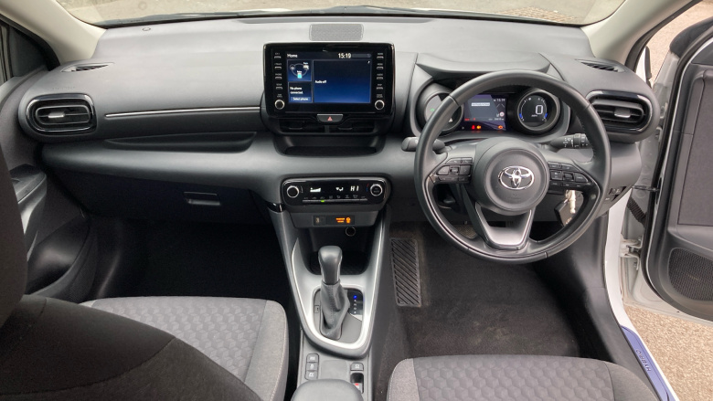 Toyota Yaris 1.5 Hybrid Design 5dr CVT Hybrid Hatchback